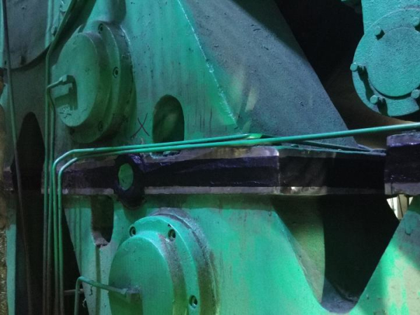 福世蓝技术助力造纸企业迅速解决纸机漏油难题，为安全生产保驾护航