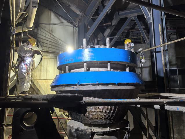 修复成本直降 7 成！福世蓝立磨辊芯修复技术为水泥行业降本增效